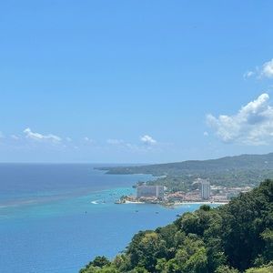 Meet your Posher, Blessed